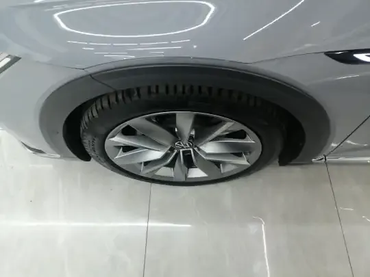 Volkswagen FAW-Volkswagen CC 2024 (23100 км)