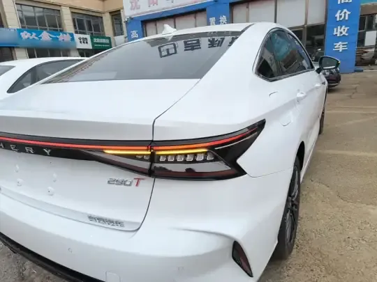 Chery Arrizo 8 2024 (19900 км)