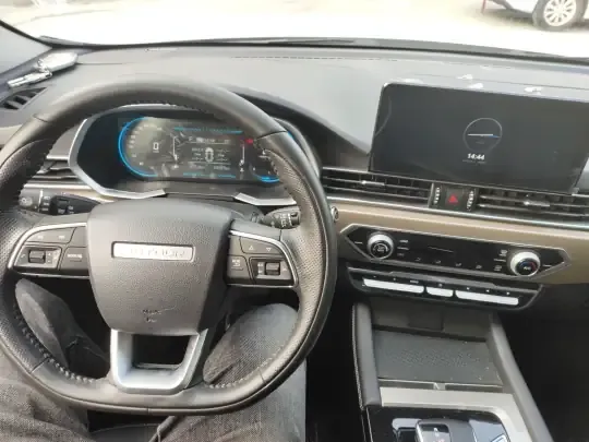 JETOUR X70 2024 (13300 км)