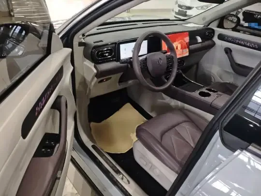 Leapmotor C11 2024 (23700 км)