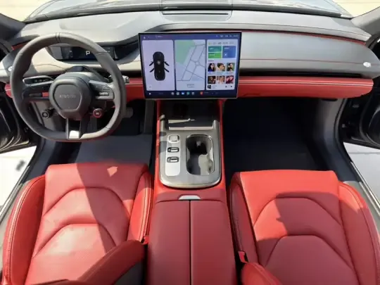 Xiaomi Auto SU7 2024 (8000 км)
