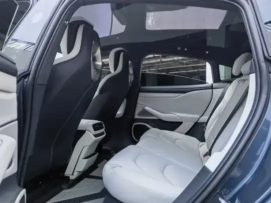Xiaomi Auto SU7 2024 (14200 км)