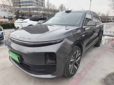Li Auto L6 2024 (49800 км)