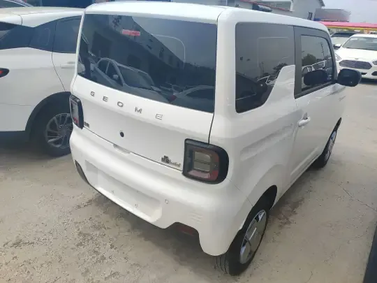 Geely Galaxy Panda 2024 (17000 км)