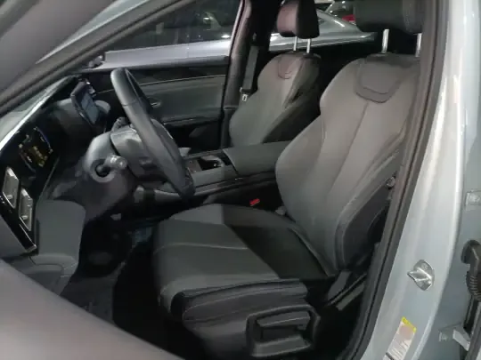 BYD Qin L 2024 (9700 км)