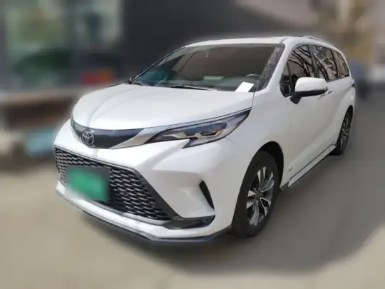 Toyota Granvia 2024 (37900 км)