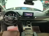 Toyota Granvia 2024 (35600 км)