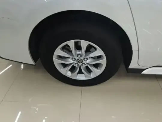 Toyota Granvia 2024 (35600 км)