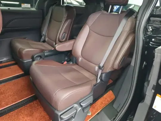 Toyota Granvia 2024 (31000 км)