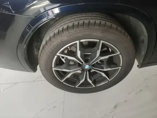 BMW X3 2023 (8200 км)