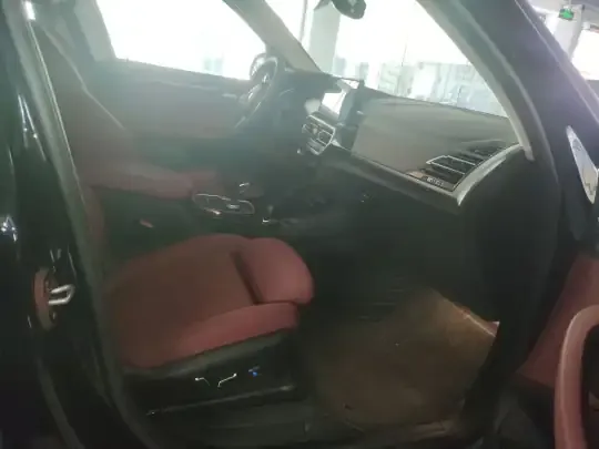 BMW X3 2023 (8200 км)