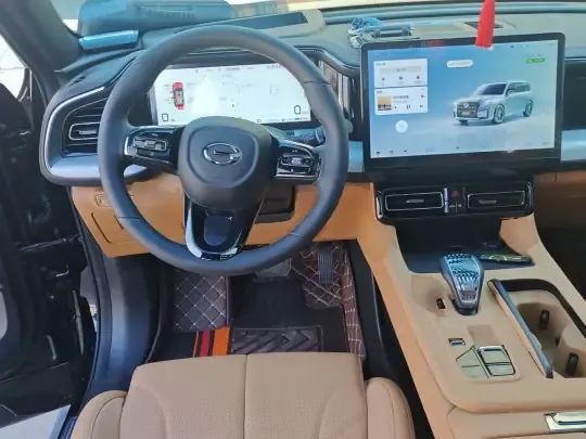 GAC Trumpchi ES9 2024 (8100 км)