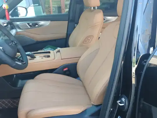 GAC Trumpchi ES9 2024 (8100 км)