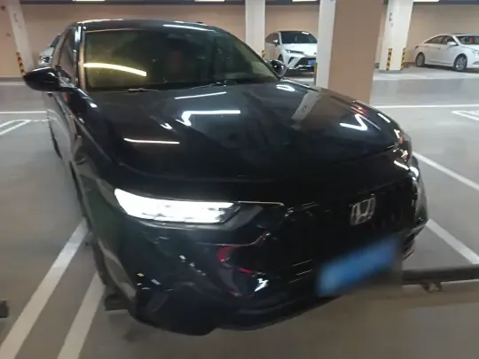 Honda Inspire 2024 (21900 км)