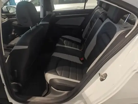 Volkswagen Bora 2024 (800 км)