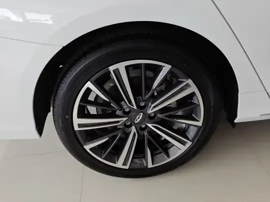 Chery Arrizo 8 2024 (11900 км)