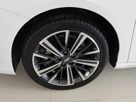 Chery Arrizo 8 2024 (11900 км)