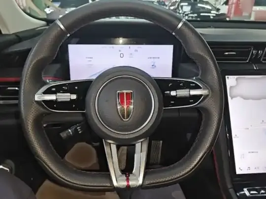 Hongqi H6 2024 (26500 км)