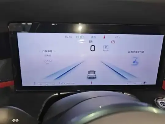 Hongqi H6 2024 (26500 км)
