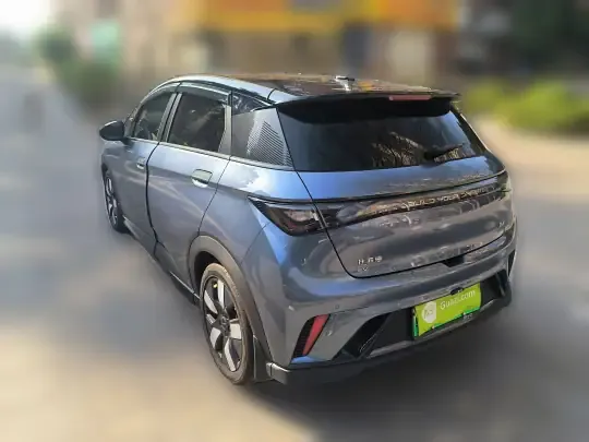 BYD Dolphin 2025 (13000 км)
