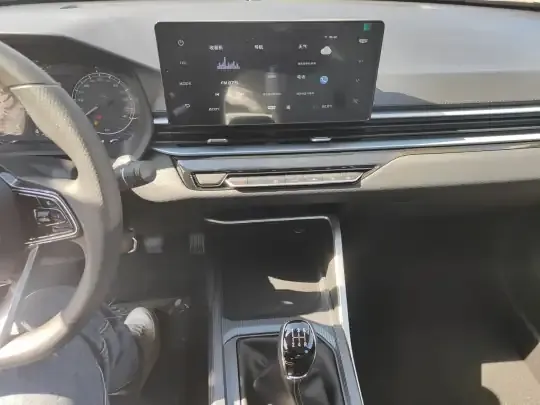 Geely Auto Emgrand 2025 (100 км)