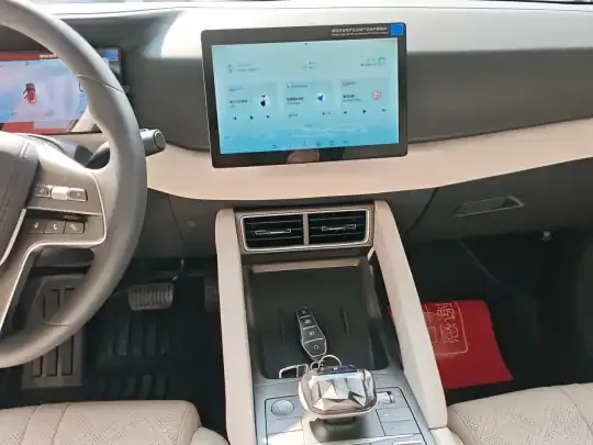 BYD Yuan UP 2024 (3400 км)