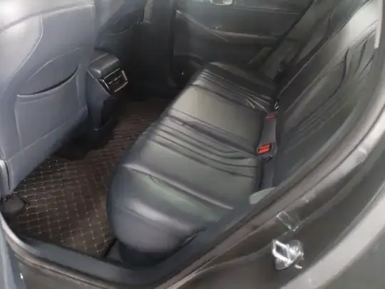 Geely Galaxy E5 2024 (20500 км)