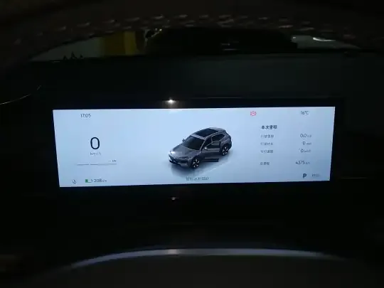 Geely Galaxy E5 2024 (4300 км)