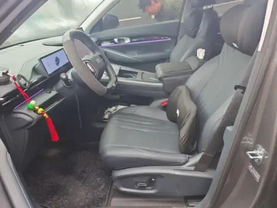 Geely Galaxy E5 2024 (18700 км)