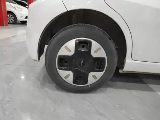 JAC Yiwei E10X 2024 (22799 км)