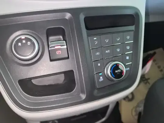 JAC Refine E4 2024 (38100 км)
