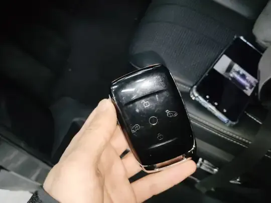 Geely Galaxy LEVC L380 2024 (20800 км)