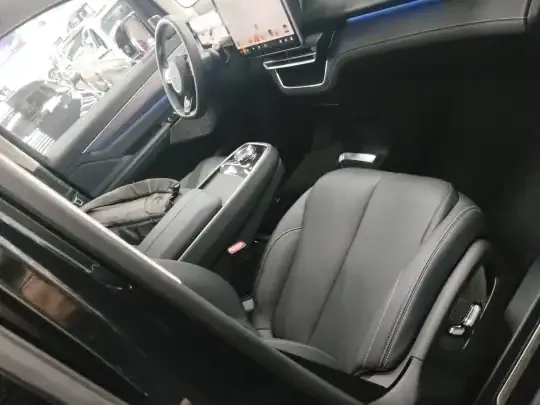 Geely Galaxy LEVC L380 2024 (20800 км)