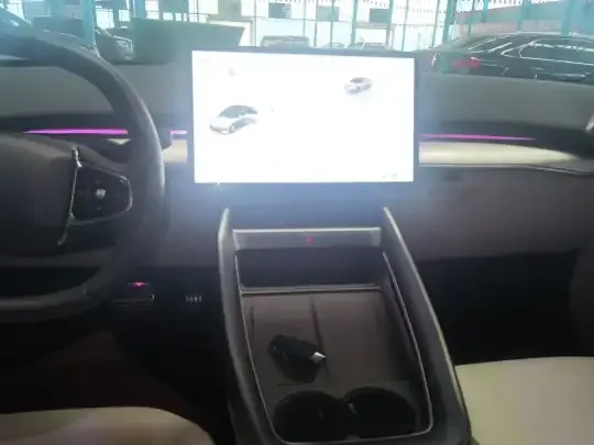 ARCFOX Alpha S5 2024 (13200 км)