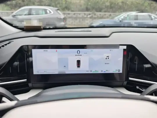 Geely Galaxy L6 2024 (16900 км)