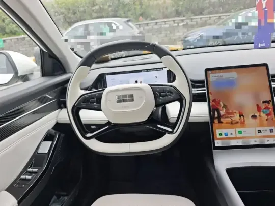 Geely Galaxy L6 2024 (16900 км)