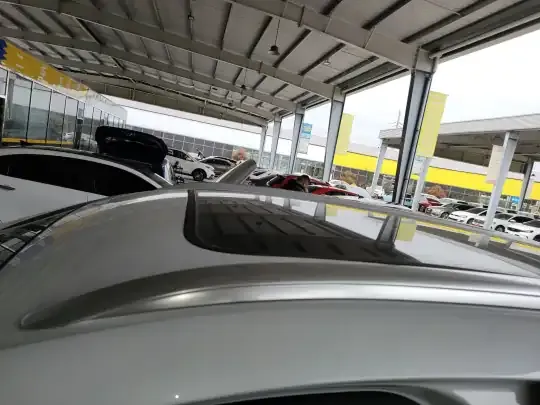 BYD Song L DM-i 2024 (27400 км)