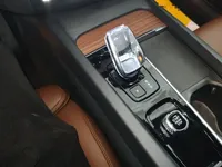 Volvo XC60 New Energy 2025 (100 км)