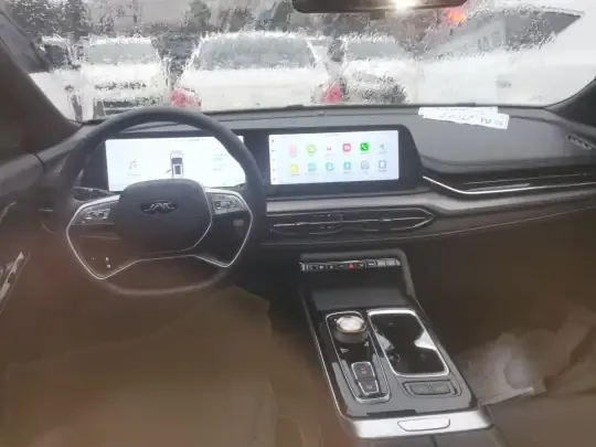 JAC QX PHEV 2024 (16400 км)