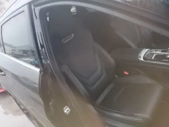 JAC QX PHEV 2024 (16400 км)