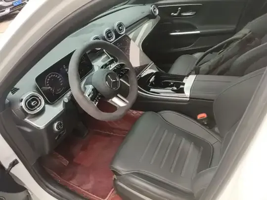 Mercedes-Benz C-Class New Energy 2024 (17100 км)