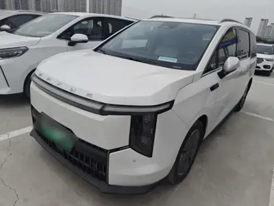 SAIC MAXUS Dajia 7 2024 (15700 км)