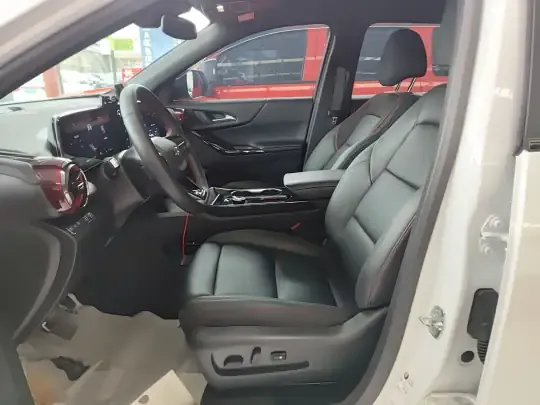 Chevrolet Equinox Plus 2024 (52300 км)