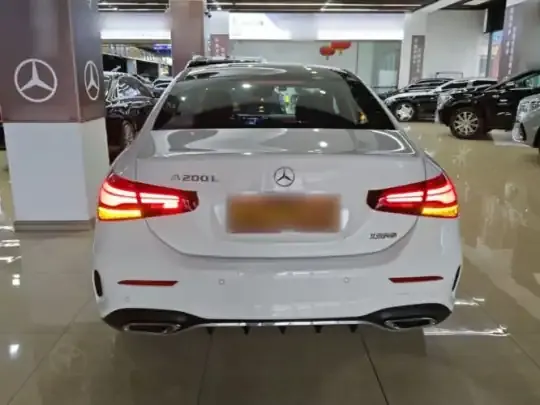 Mercedes-Benz A-Class 2025 (100 км)
