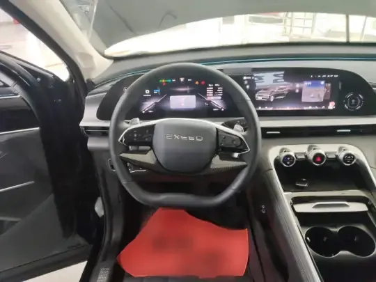 EXEED Lingyun 2025 (1400 км)