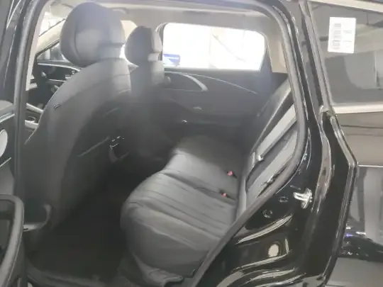 EXEED Lingyun 2025 (1400 км)