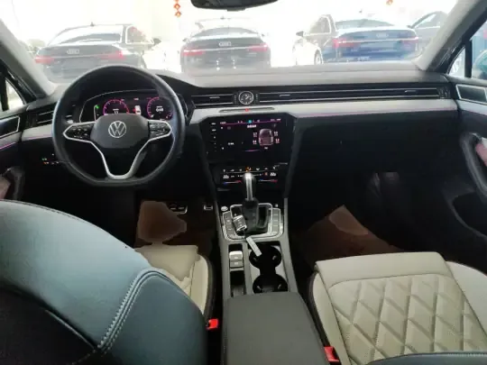 Volkswagen Magotan 2024 (74800 км)