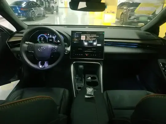 Toyota Avalon 2024 (100 км)