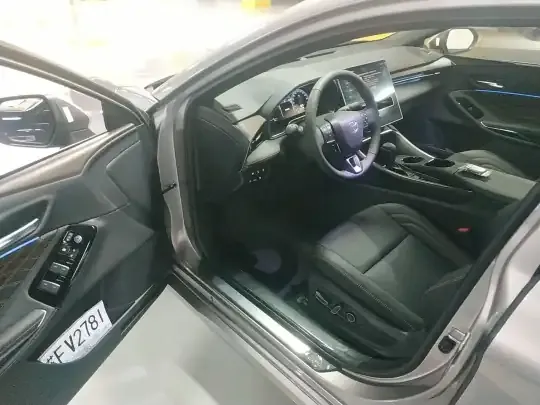 Toyota Avalon 2024 (100 км)