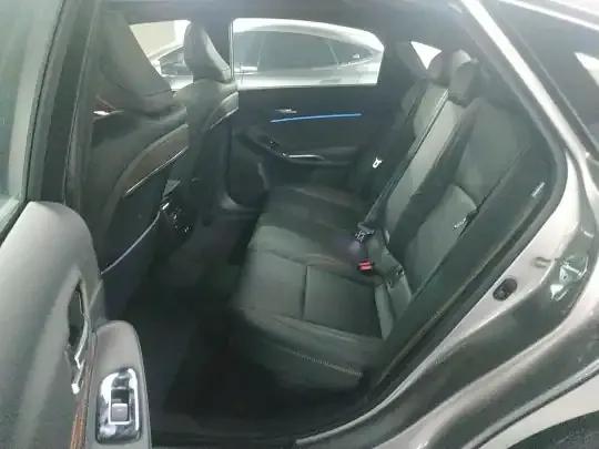 Toyota Avalon 2024 (100 км)